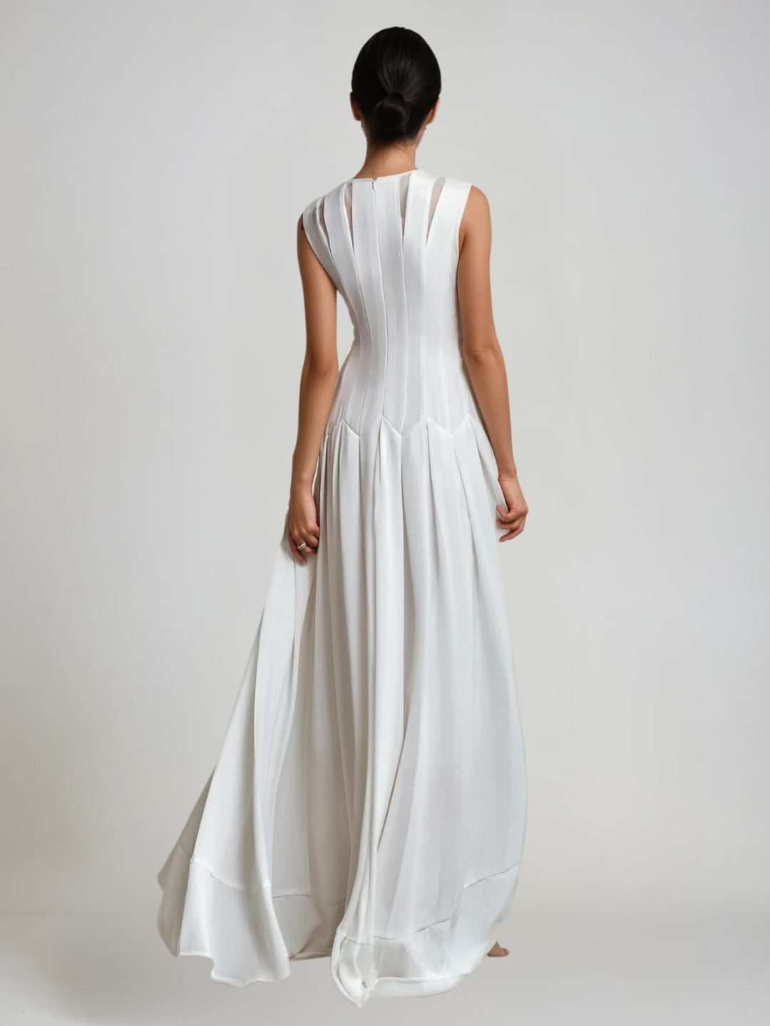 Faelthis Sleeveless Pleat Maxi Dress