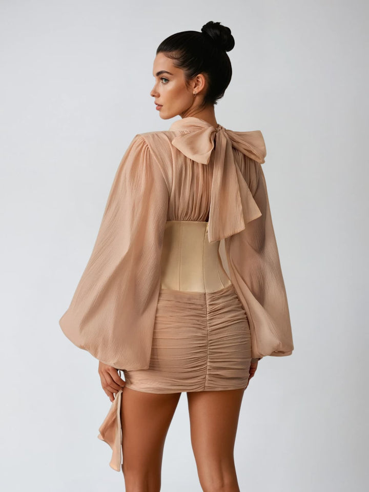 Sukienka mini z długim rękawem i gorsetem Gyrax w kwiaty 