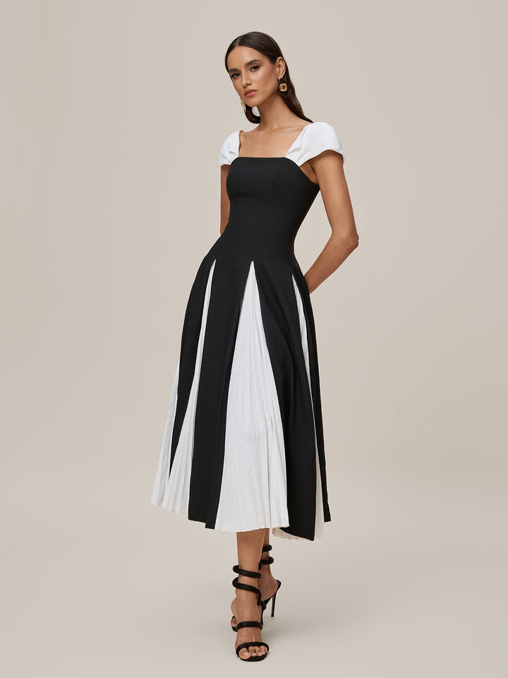 Onelia Sleeveless Ruched Midi Dress