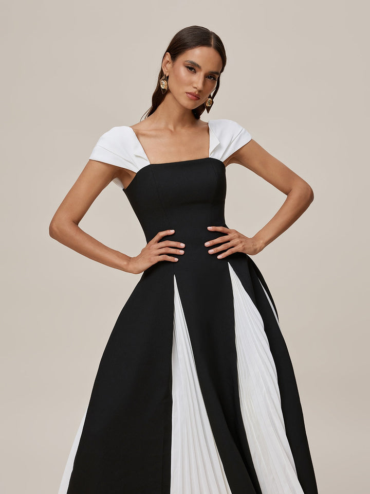 Onelia Sleeveless Ruched Midi Dress